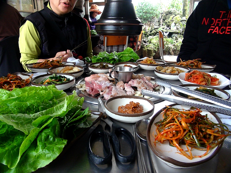 짜투리 연탄구이집 '명리동식당'