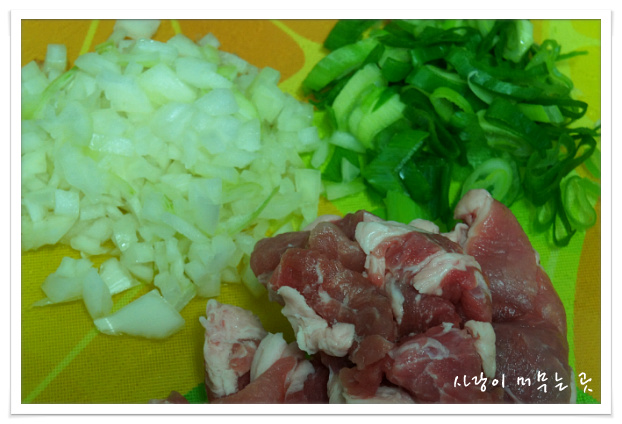 명품김치찌개 이미지