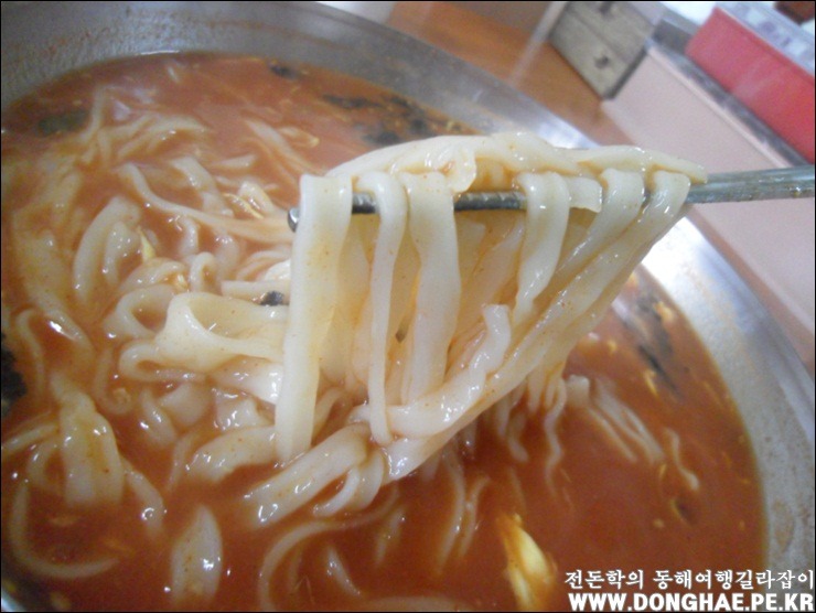 오뚜기칼국수 이미지