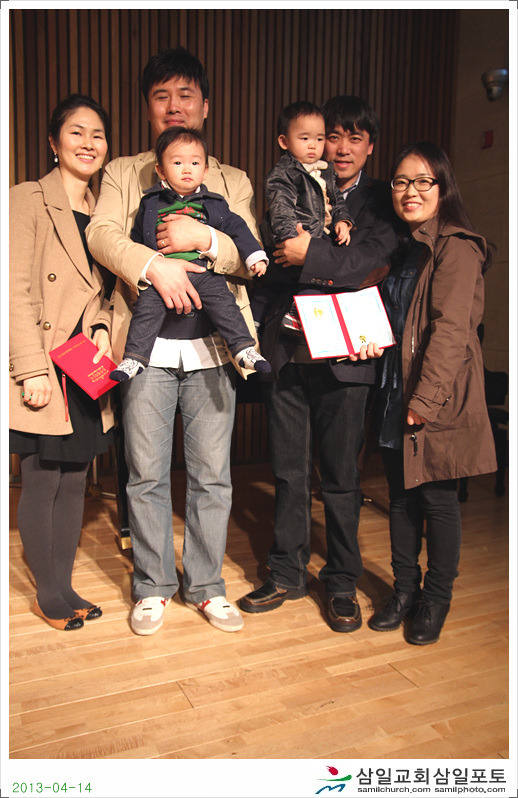 122E8F415177428F1EAC75