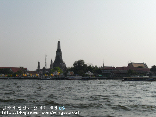 124B1A154BFBB6412424B4