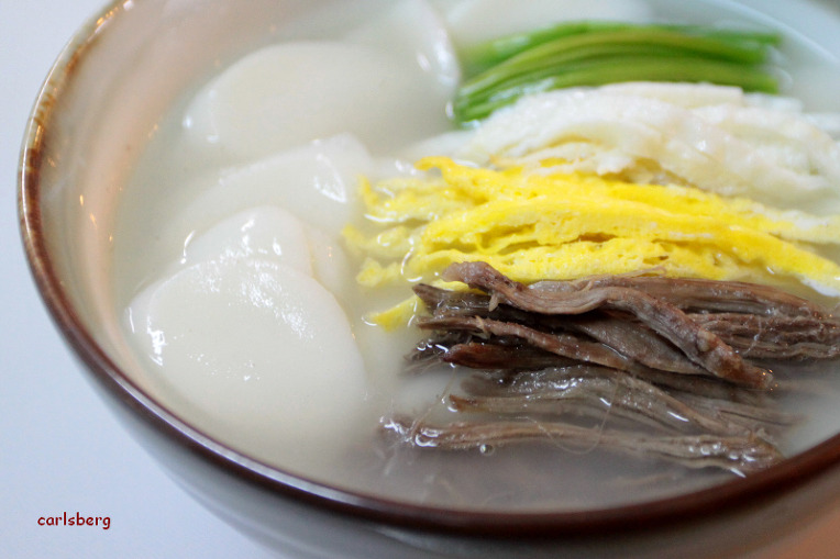 떡국 맛있게 끓이는 법...
