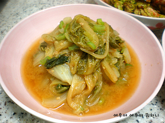 겉절이로 나물로 찌개로-겨울보약 봄동으로 차린 저녁상^^