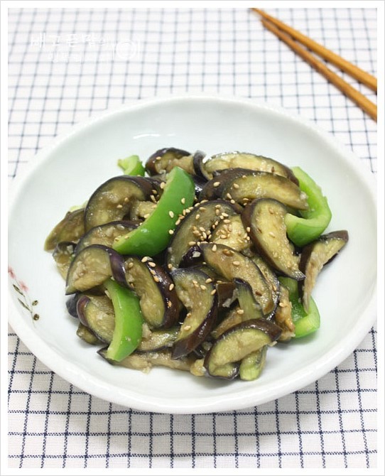 밥 반찬 한가지~