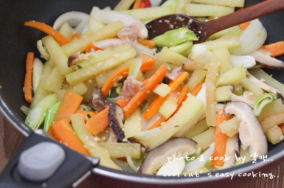 처치곤란 수박 껍질로 만드는 맛깔난 반찬4가지