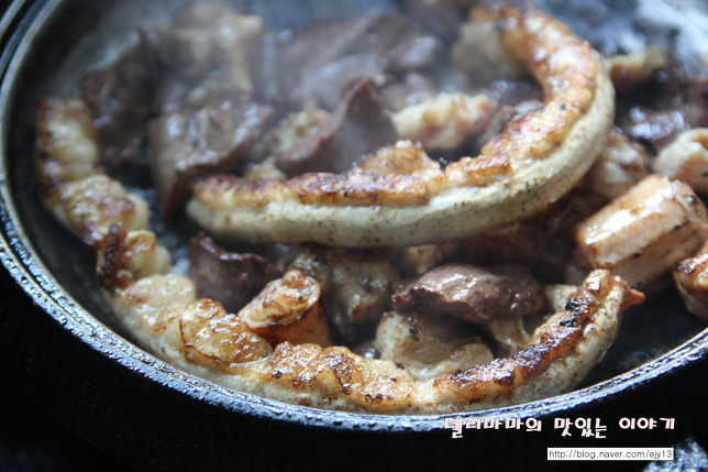 서울에서 곱창 잘하는 집 - 종로 <짚불구이 황소곱창>