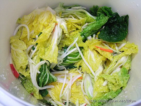 비타민함유량 높아 감기예방에 효과적인 백김치 간단하게 만드