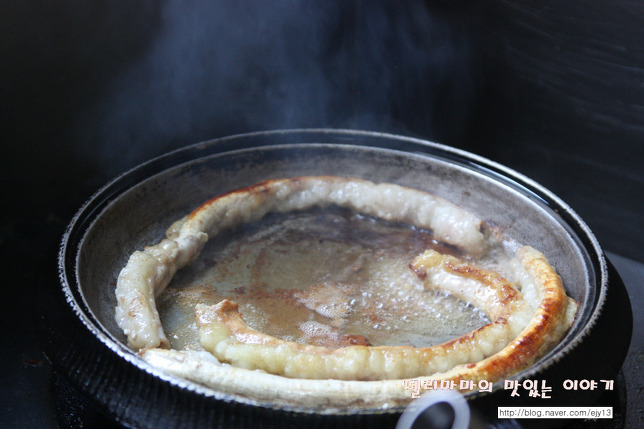 서울에서 곱창 잘하는 집 - 종로 <짚불구이 황소곱창>