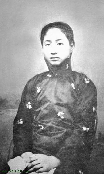 "협기(俠妓)"로 만들어된 소봉선(小鳳仙)