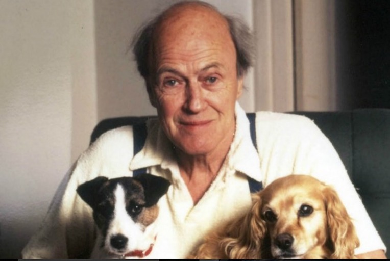 What other jobs did roald dahl have
