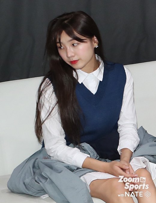 안지현