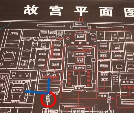 자금성(紫禁城) 융종문(隆宗門)의 화살촉(箭頭)