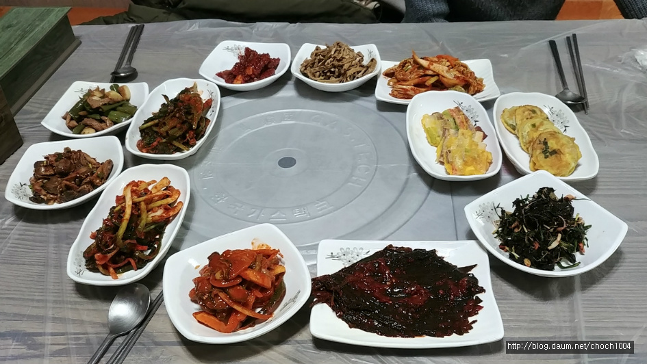 봄 향기 가득한 순이네 밥 한 끼니