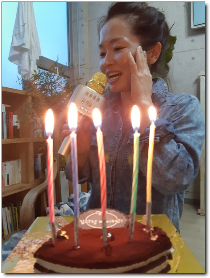 생일선물로 짱~ 우리집이 노래방이 된다!! 블루투스노래방마이크